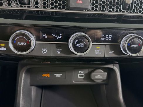 Certified 2023 Honda Civic EX image 30