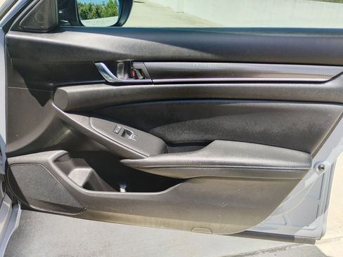 Used 2022 Honda Accord Sport image 35