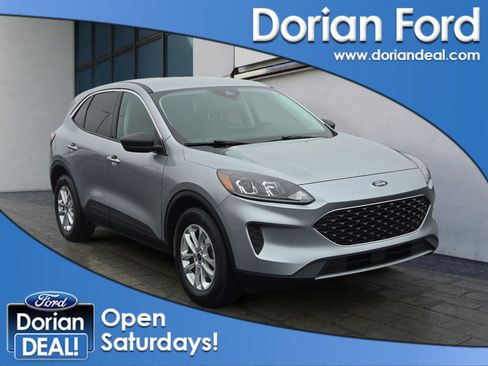 Certified 2022 Ford Escape SE w/ Convenience Package image 1