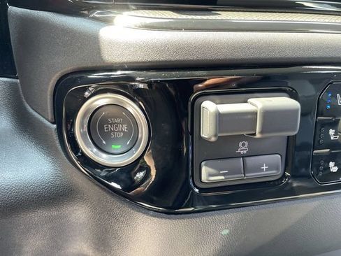 Certified 2024 Chevrolet Silverado 2500 ZR2 w/ ZR2 Bison Edition AWD/4WD image 37