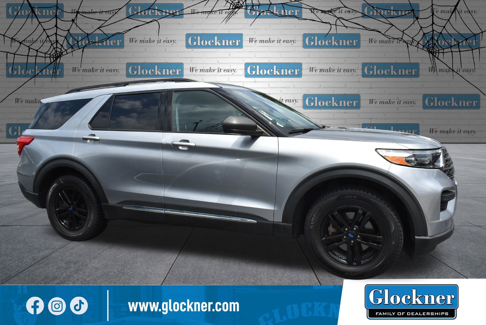 Used 2022 Ford Explorer XLT w/ Class IV Trailer Tow Package AWD/4WD image 4