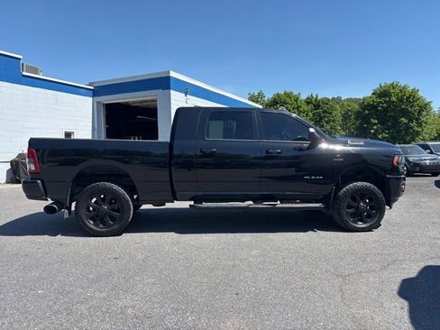 Used 2020 RAM 2500 Big Horn w/ Night Edition AWD/4WD image 8
