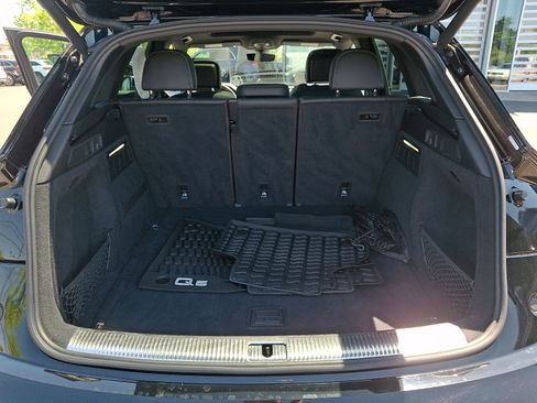 Used 2019 Audi SQ5 Prestige w/ Prestige Package AWD/4WD image 29