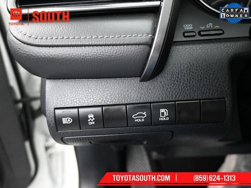 Used 2024 Toyota Camry SE image 24