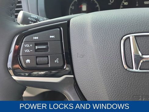 New 2026 Honda Odyssey Touring image 17