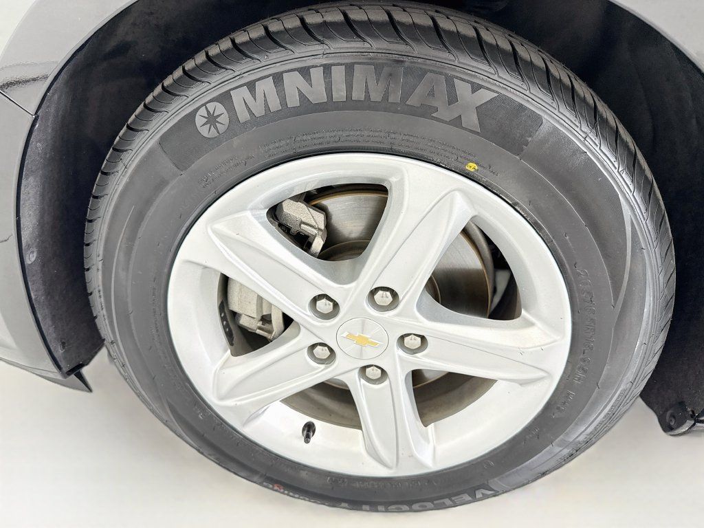 Used 2023 Chevrolet Malibu LS FWD image 28
