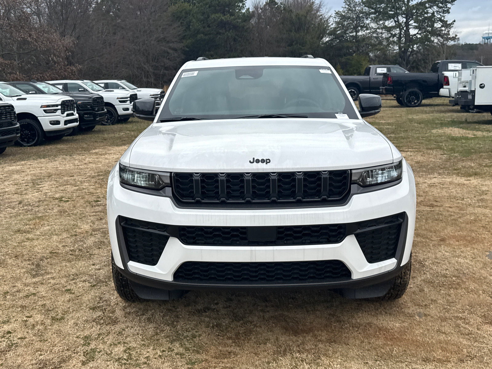 New 2026 Jeep Grand Cherokee Altitude RWD image 2