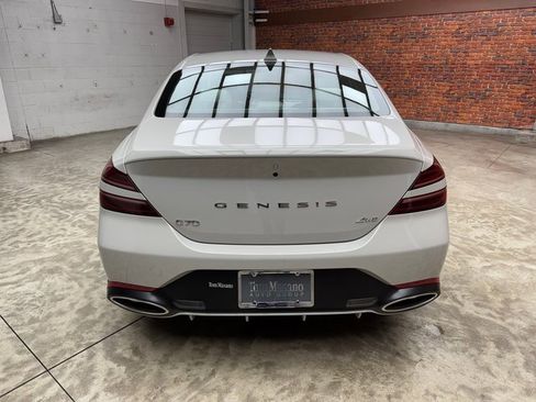 Used 2025 Genesis G70 2.5T image 4