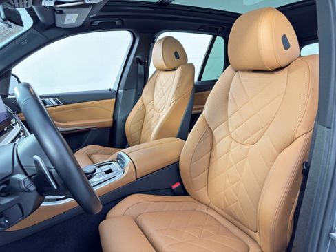 Used 2024 BMW X5 sDrive40i w/ M Sport Package image 47