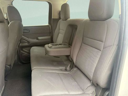 Used 2022 Nissan Frontier S w/ Technology Package image 16