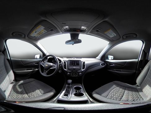 Certified 2023 Chevrolet Equinox LT w/ LPO, Floor Liner Package image 27