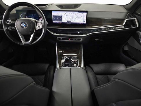 Used 2024 BMW X5 xDrive50e image 13