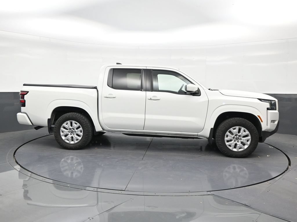 Used 2022 Nissan Frontier SV AWD/4WD image 6