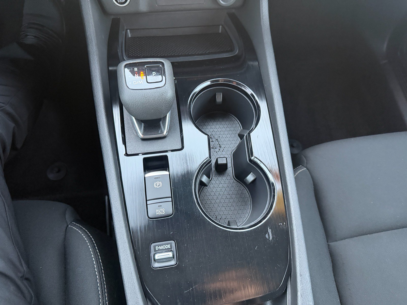 Used 2023 Nissan Rogue S FWD image 20