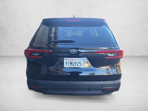 Used 2025 Toyota Grand Highlander FWD image 6