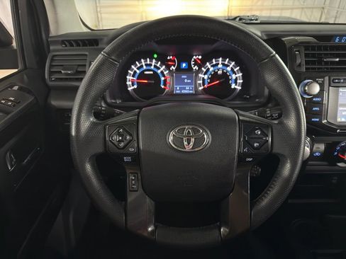 Used 2017 Toyota 4Runner TRD Off-Road Premium w/ Convenience Package AWD/4WD image 33
