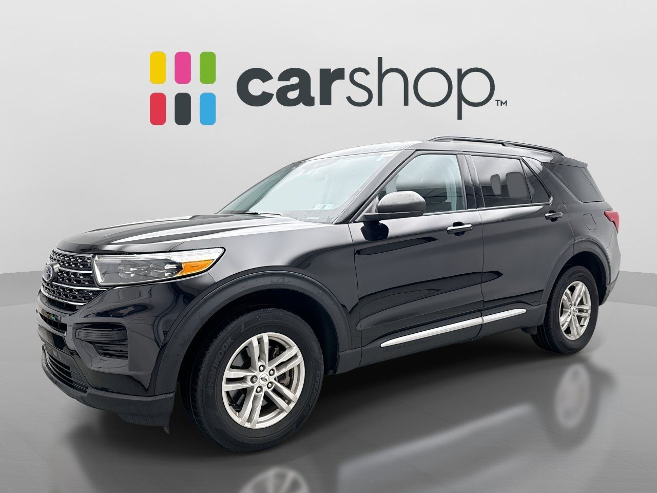 Used 2023 Ford Explorer XLT AWD/4WD image 1