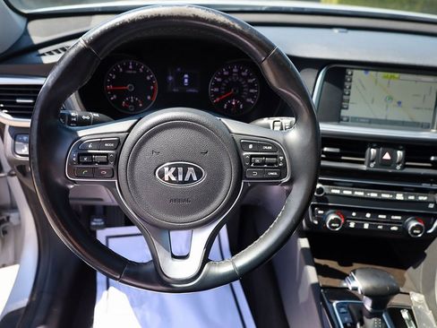 Used 2016 Kia Optima EX w/ Premium Package image 13