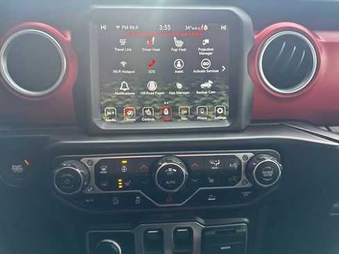 Used 2023 Jeep Wrangler Rubicon w/ Cold Weather Group image 13