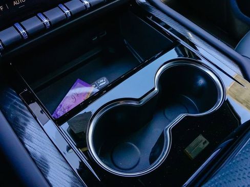 New 2026 GMC Yukon XL AT4 image 19