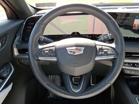 Certified 2025 Cadillac XT4 Sport image 14