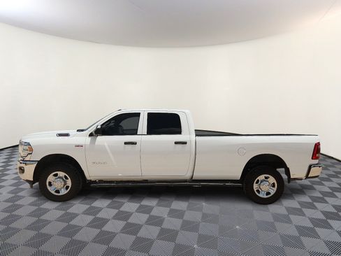 Used 2019 RAM 2500 Tradesman w/ Safety Group AWD/4WD image 2