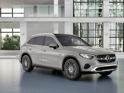 Used 2026 Mercedes-Benz GLC 300 4MATIC image 6