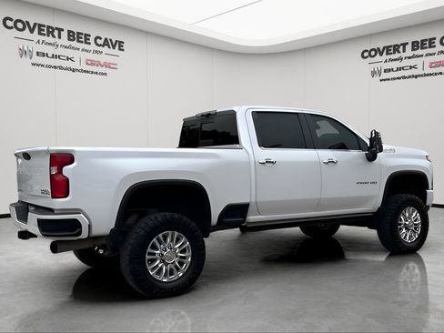 Used 2021 Chevrolet Silverado 2500 High Country w/ Z71 Off-Road Package image 10