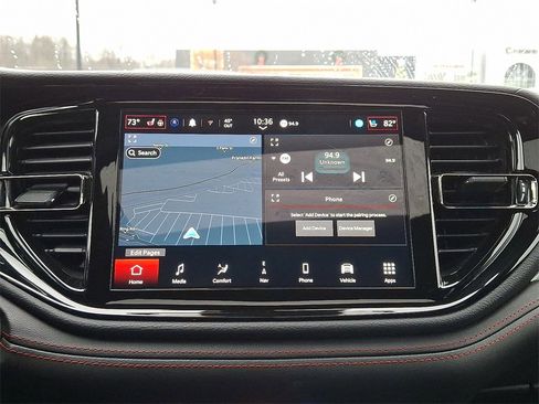 Used 2024 Dodge Durango GT image 18