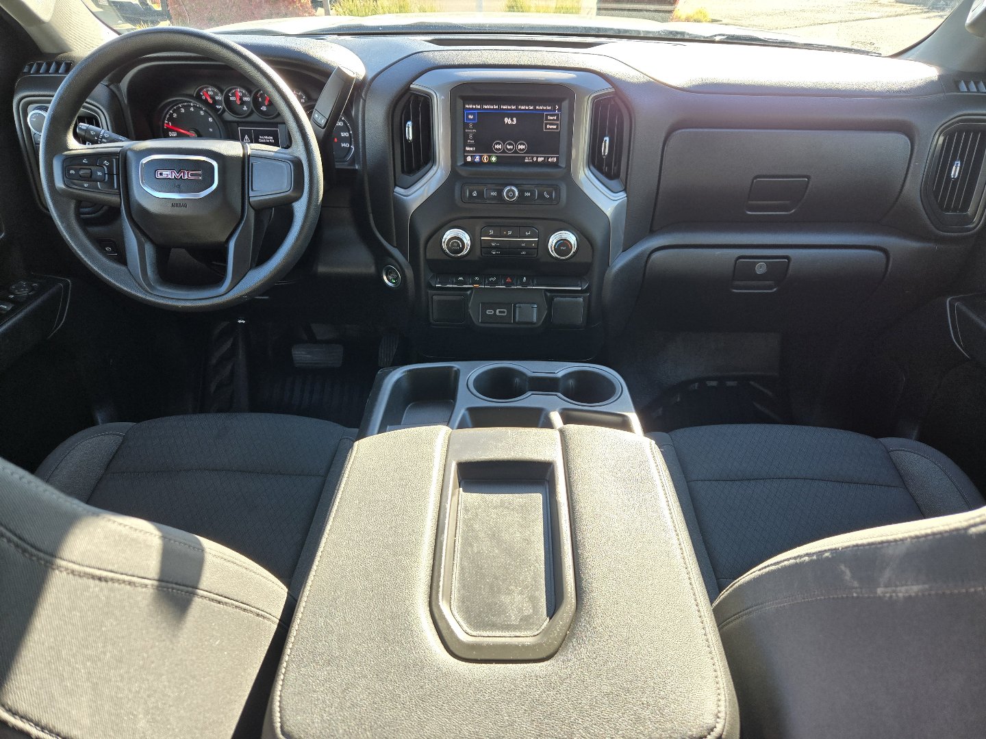 Used 2025 GMC Sierra 1500 Pro w/ Convenience Package AWD/4WD image 2