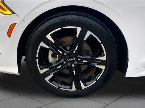 Used 2023 Kia K5 GT-Line w/ GT-Line Premium Package AWD/4WD image 11