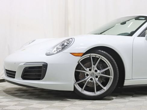 Used 2018 Porsche 911 Carrera image 3