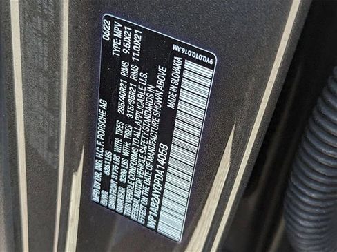 Used 2023 Porsche Cayenne S image 25