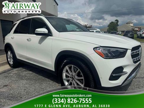 Used 2024 Mercedes-Benz GLE 350 4MATIC image 4