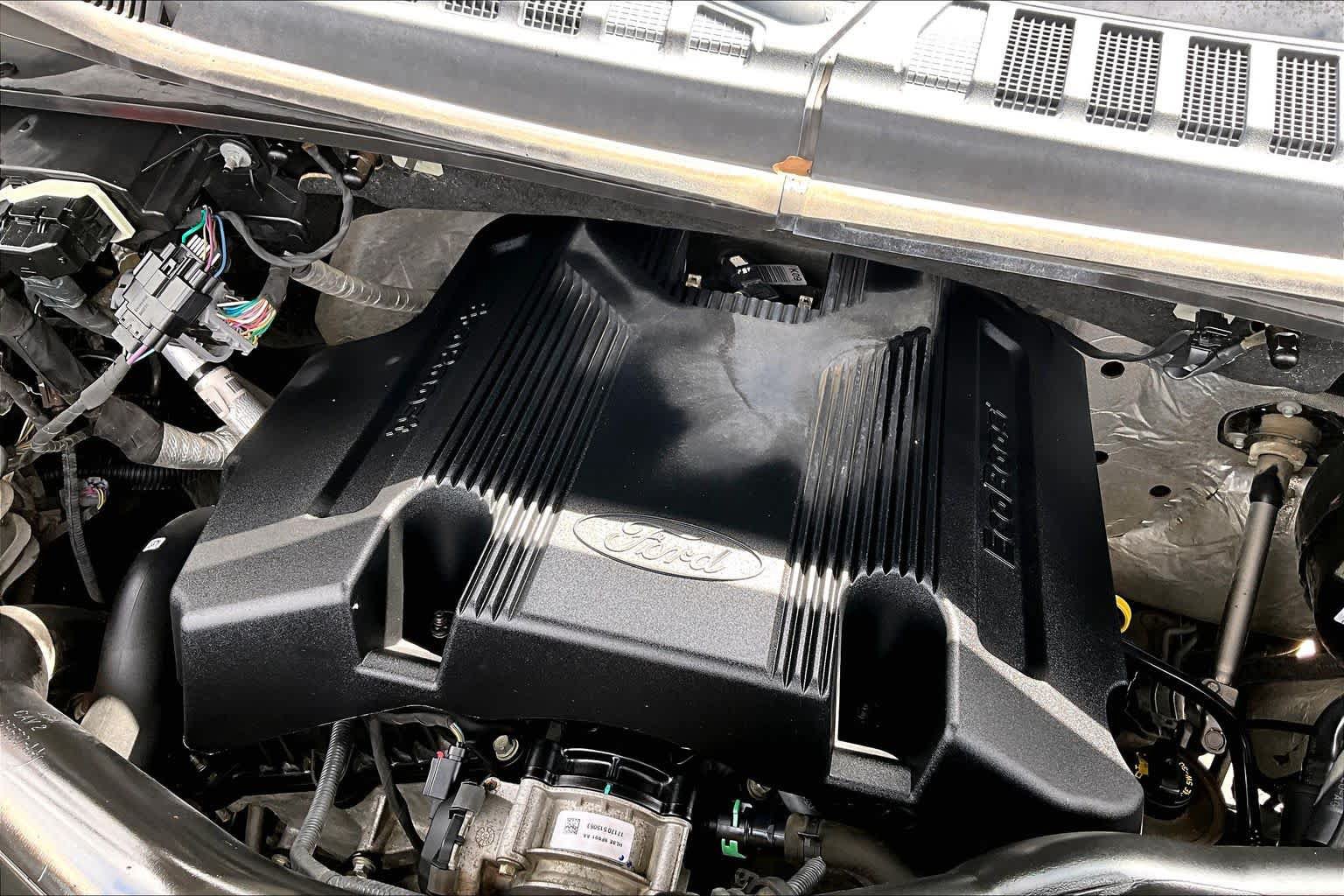 Used 2018 Ford F150 XLT w/ Equipment Group 302A Luxury AWD/4WD image 33