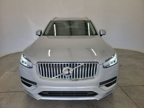 Used 2023 Volvo XC90 B6 Ultimate w/ Lounge Package AWD/4WD image 2