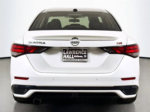 Used 2024 Nissan Sentra SR w/ SR Premium Package image 5