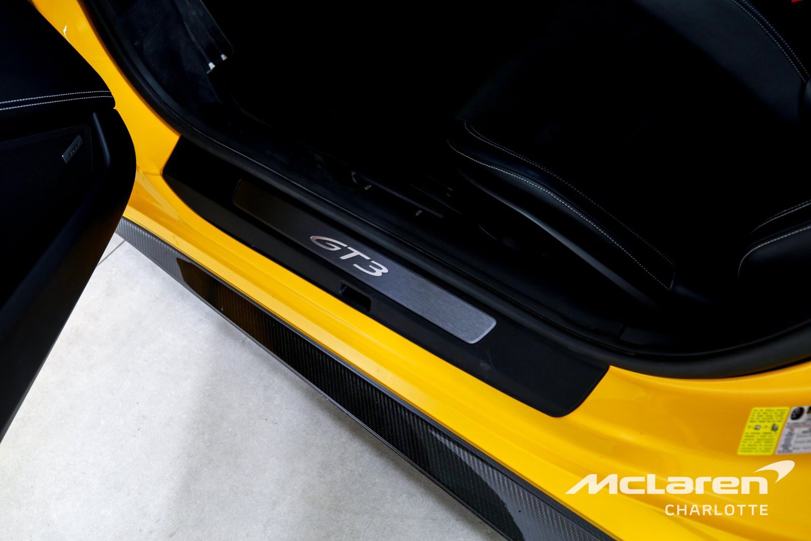 Used 2022 Porsche 911 GT3 RWD image 15