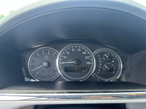 Used 2006 Buick LaCrosse CXL w/ Chrome Appearance Package image 9