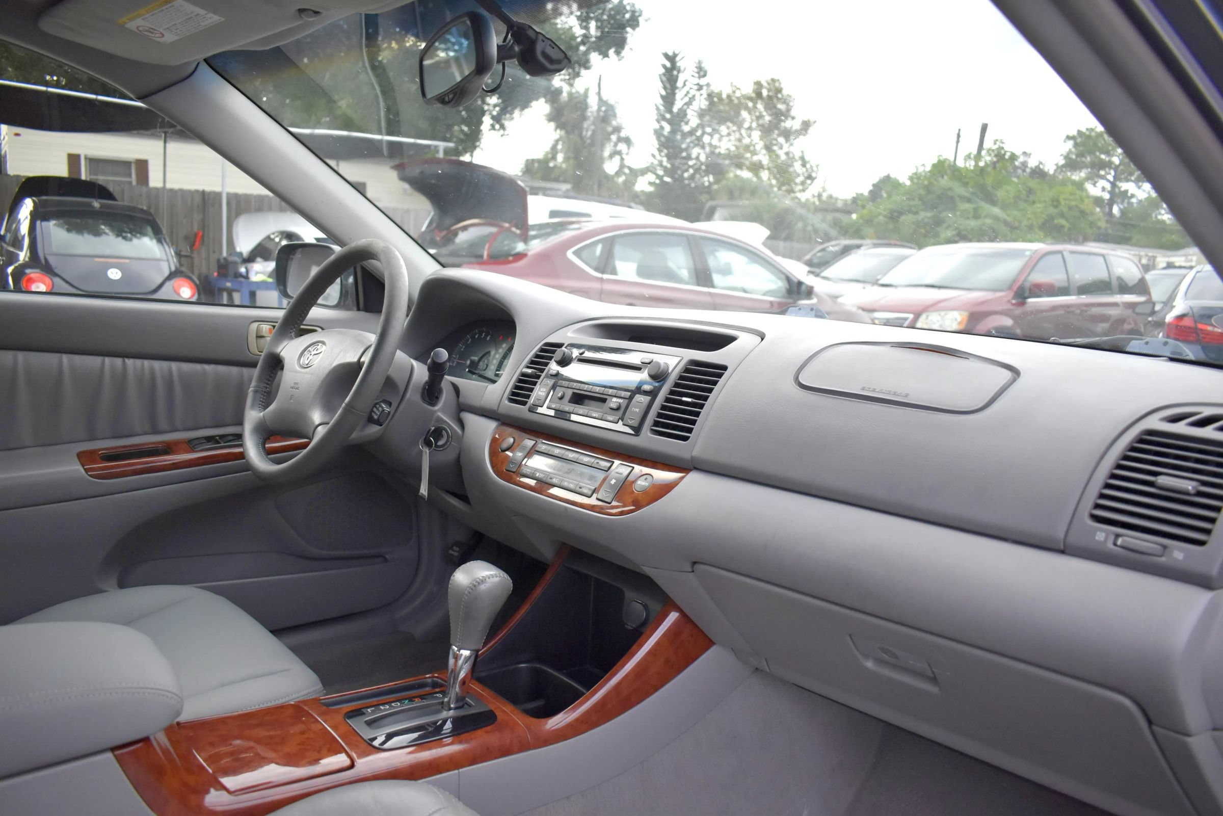 Used 2002 Toyota Camry LE FWD image 12
