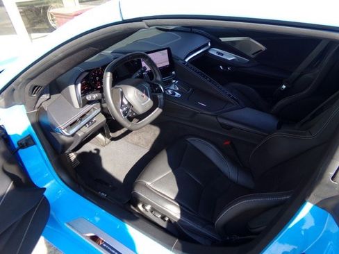 Used 2023 Chevrolet Corvette Stingray Preferred Cpe w/ Z51 Performance Package RWD image 24