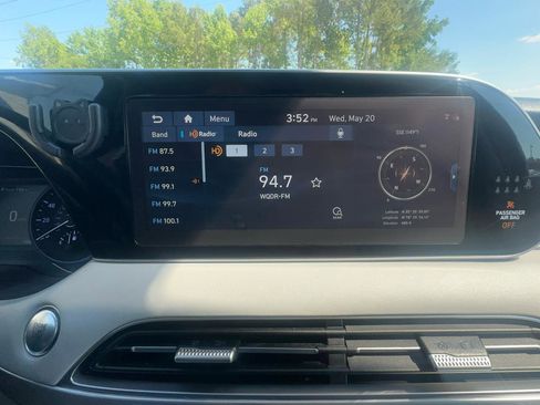 Used 2021 Hyundai Palisade SEL FWD image 12