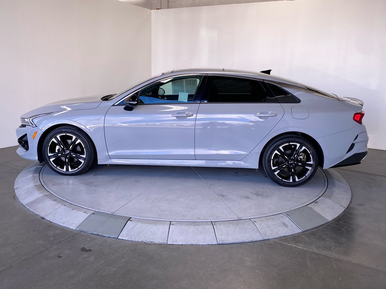 Certified 2023 Kia K5 GT-Line FWD image 2