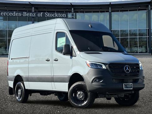 New 2026 Mercedes-Benz Sprinter 2500 image 2