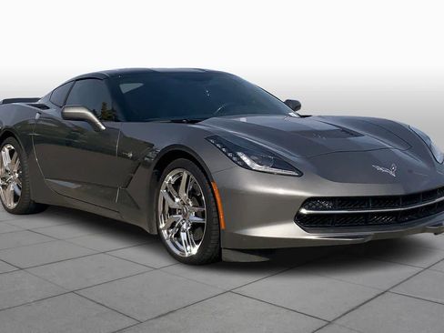 Used 2015 Chevrolet Corvette Stingray Coupe w/ 2LT Preferred Equipment Group image 2