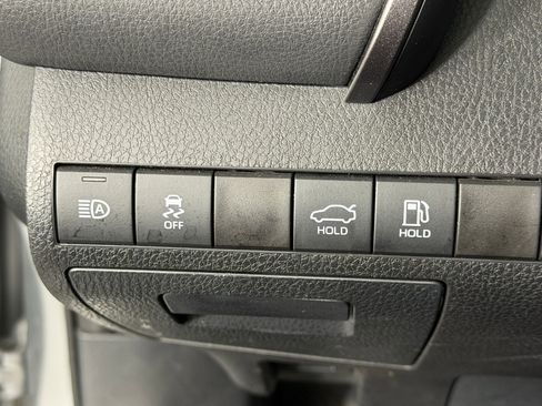 Used 2023 Toyota Camry SE FWD image 15