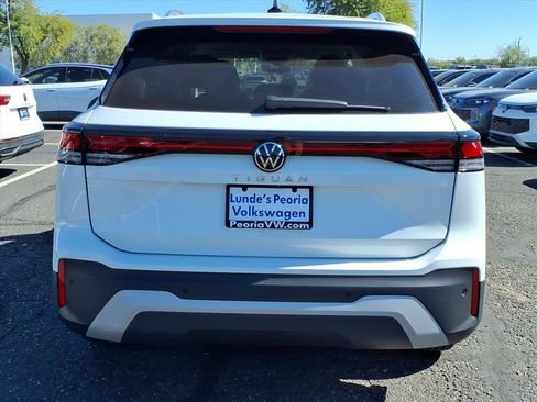 New 2026 Volkswagen Tiguan S image 5