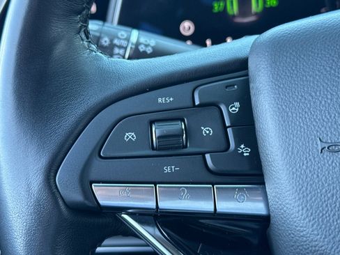 Certified 2024 Cadillac Escalade Sport image 33