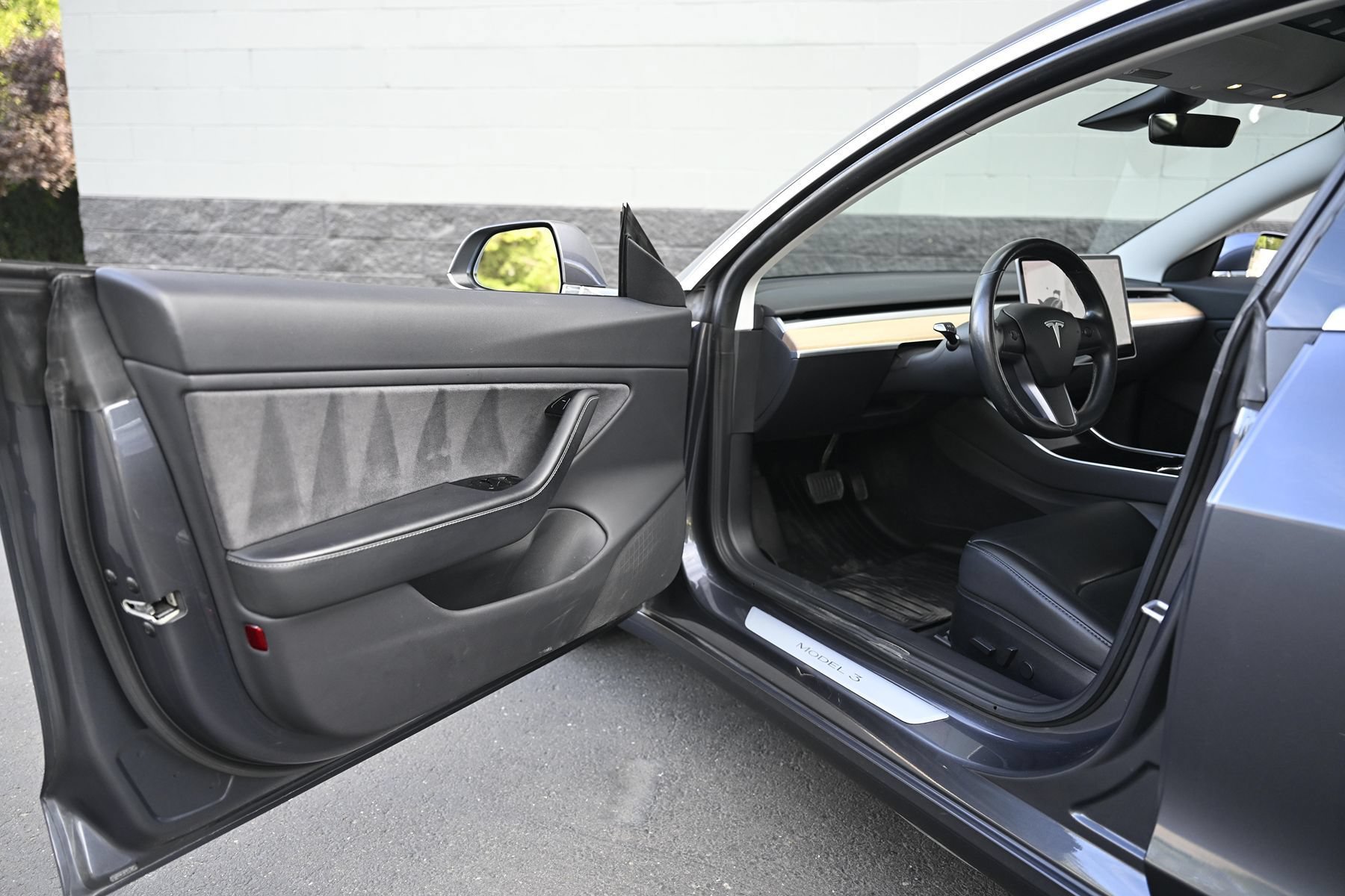 Used 2019 Tesla Model 3 Long Range AWD/4WD image 13