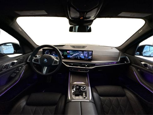 Used 2023 BMW X7 xDrive40i w/ M Sport Package image 23